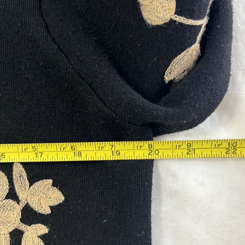 Embroidered baseball style jacket - Picture 8 of 8